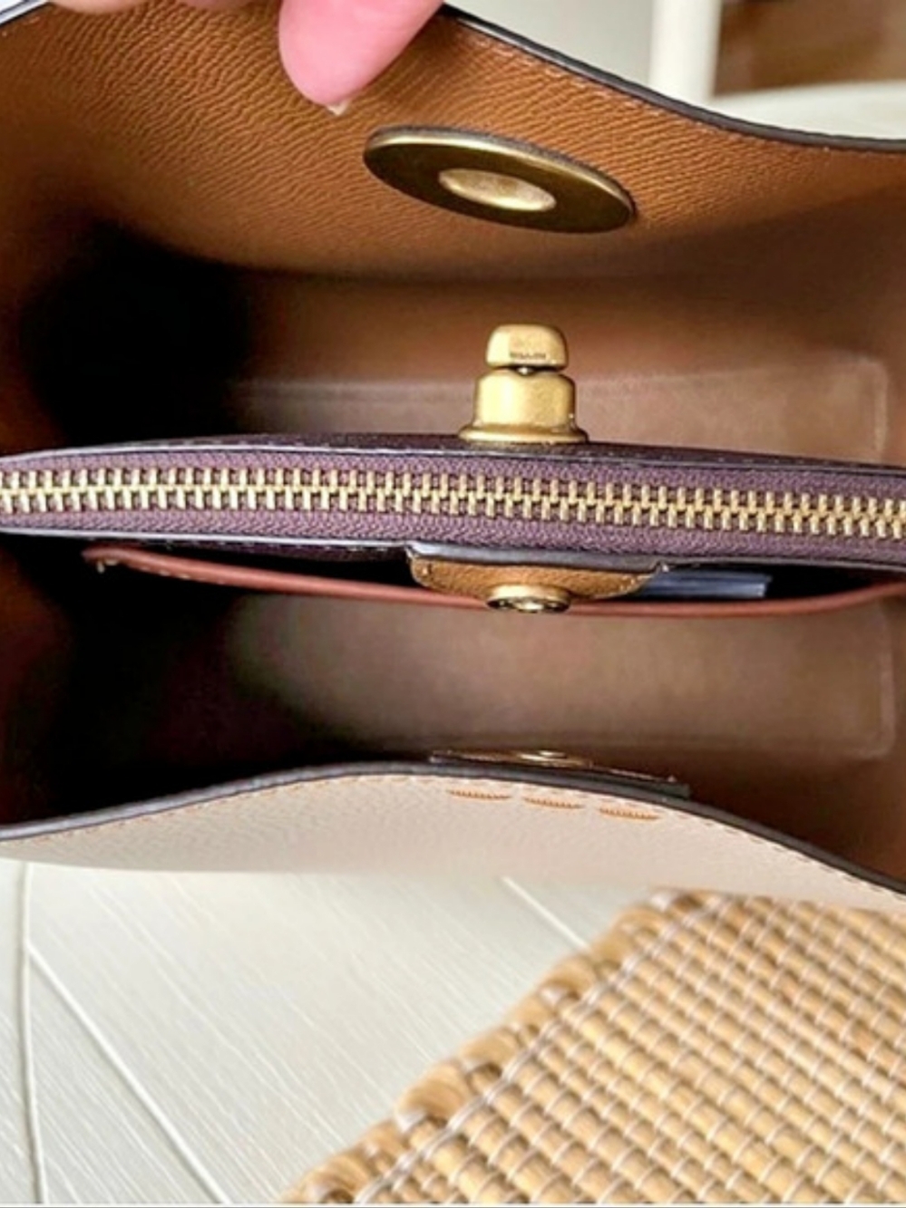 Coach Small Town Bucket Bag White & Brown Shoulder Bag - Picture 7 of 7